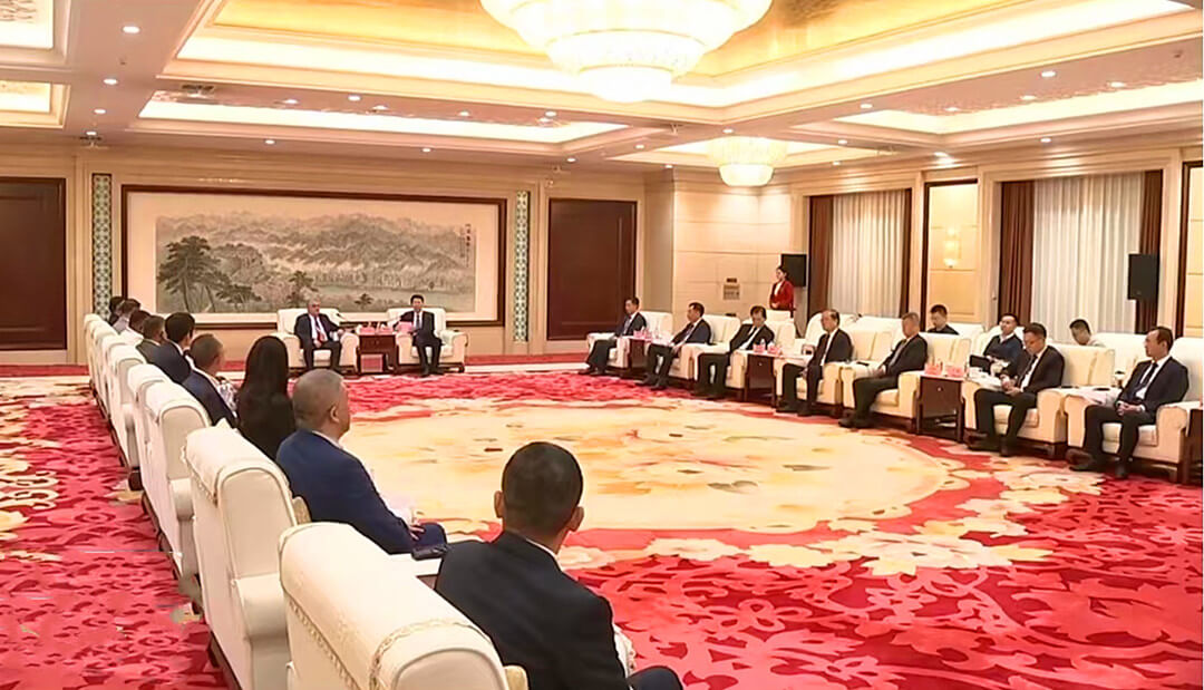 张宝亮会见&ldquo;第七次中国&mdash;中东欧国家地方领导人会议  暨2026年山东国际友城合作交流周&rdquo;临沂参访团外宾